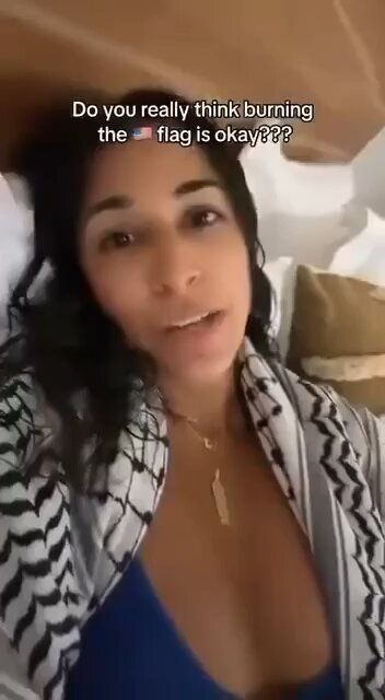 Muslim Palestinian woman living in the US: "Burning the American flag is such a beautiful sight"