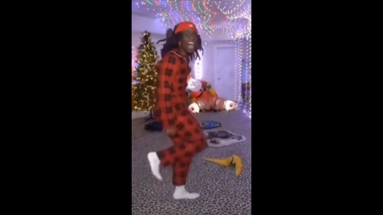 Funny Christmas meme 😂😂😂