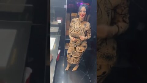 Imene - She Makes Every Outfit Look Effortlessly Stunning #PlusSizeFashion #BodyPositivity