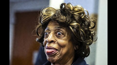 Maxine Waters' Wig Smells Like Old Cheese & Baby Poop
