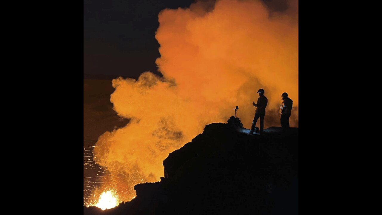 Kīlauea Volcano, Hawaii (Halemaʻumaʻu crater)