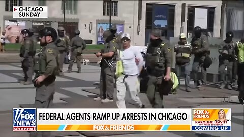 Federal agents ramp up arrests during anti-ICE protests in Chicago 