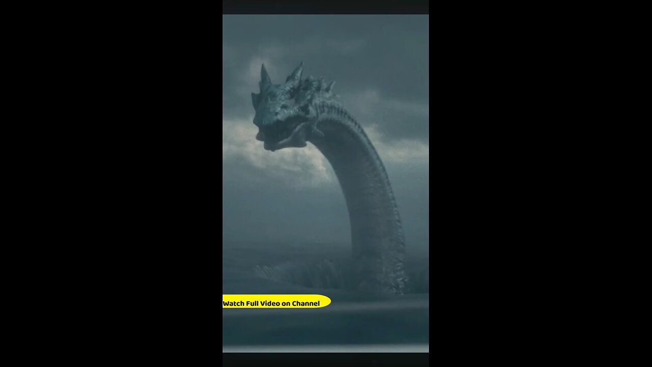 সমুদ্রের গভীর থেকে জেগে উঠলো দানব