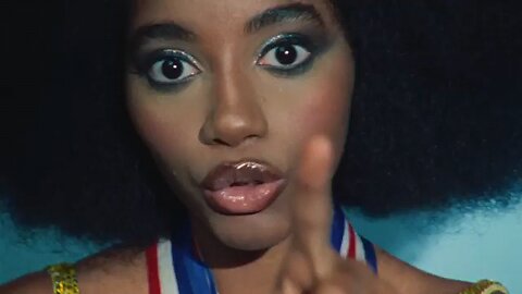 Ravyn Lenae Love Me Not (Official Music Video)