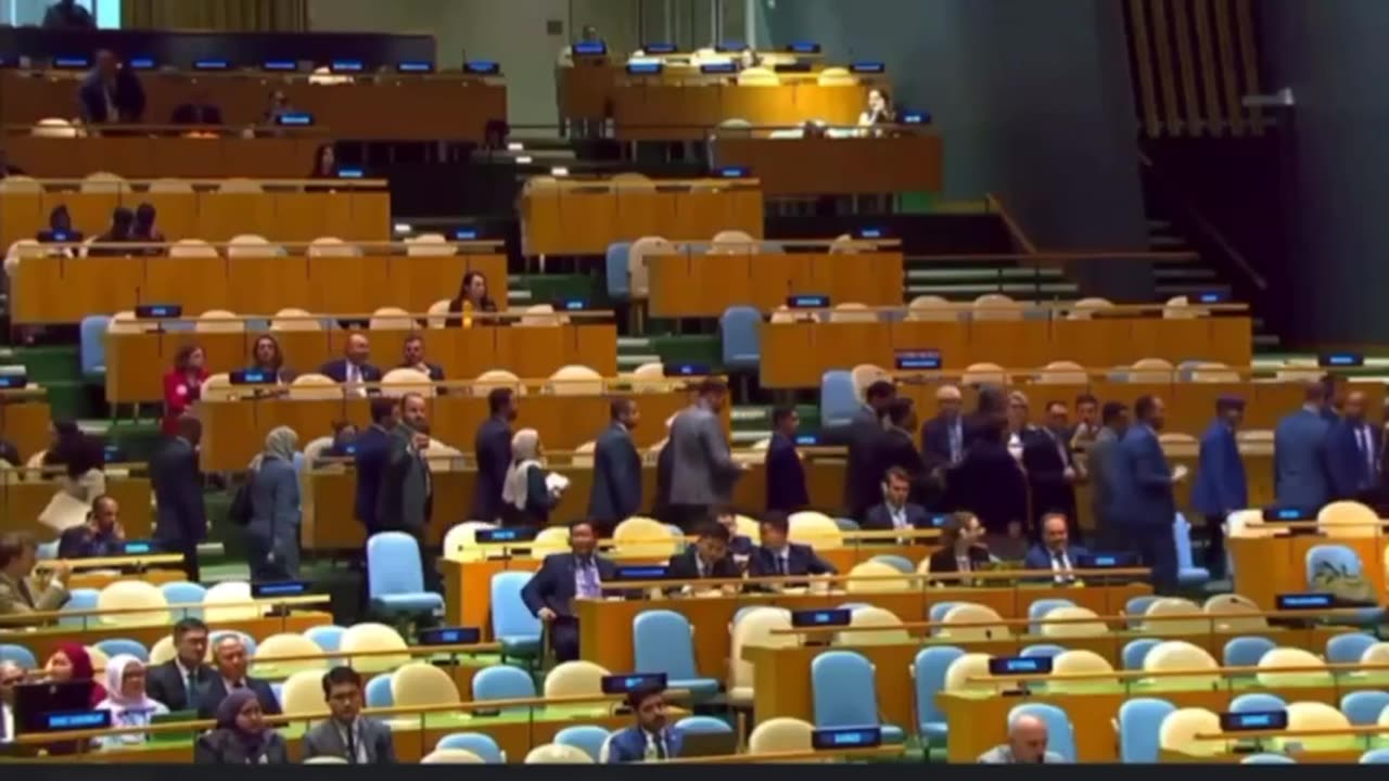 NEW 🚨 Diplomats walk out as Israeli PM Netanyahu begins UN speech