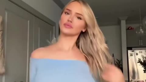 Tana Rain_ American model & Instagram star _ Bio & insights
