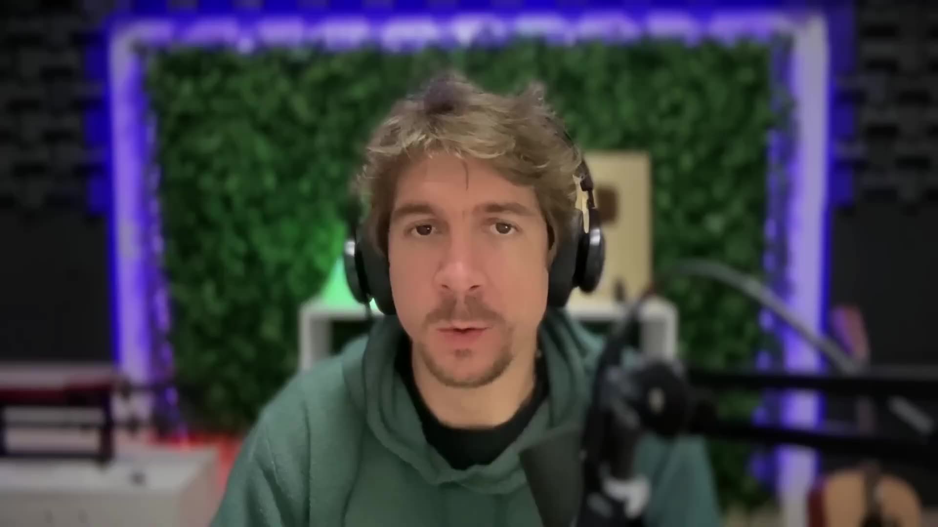 These Strange Lights Keep Changing Shape... and No One Knows Why