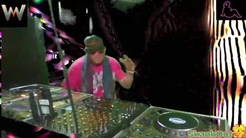 SkankOut#297 is live! linktr.ee/skankout for all live links!