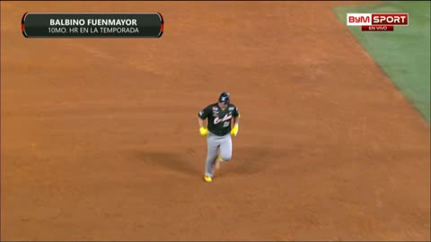 Balbino Fuenmayor a la par de dos históricos