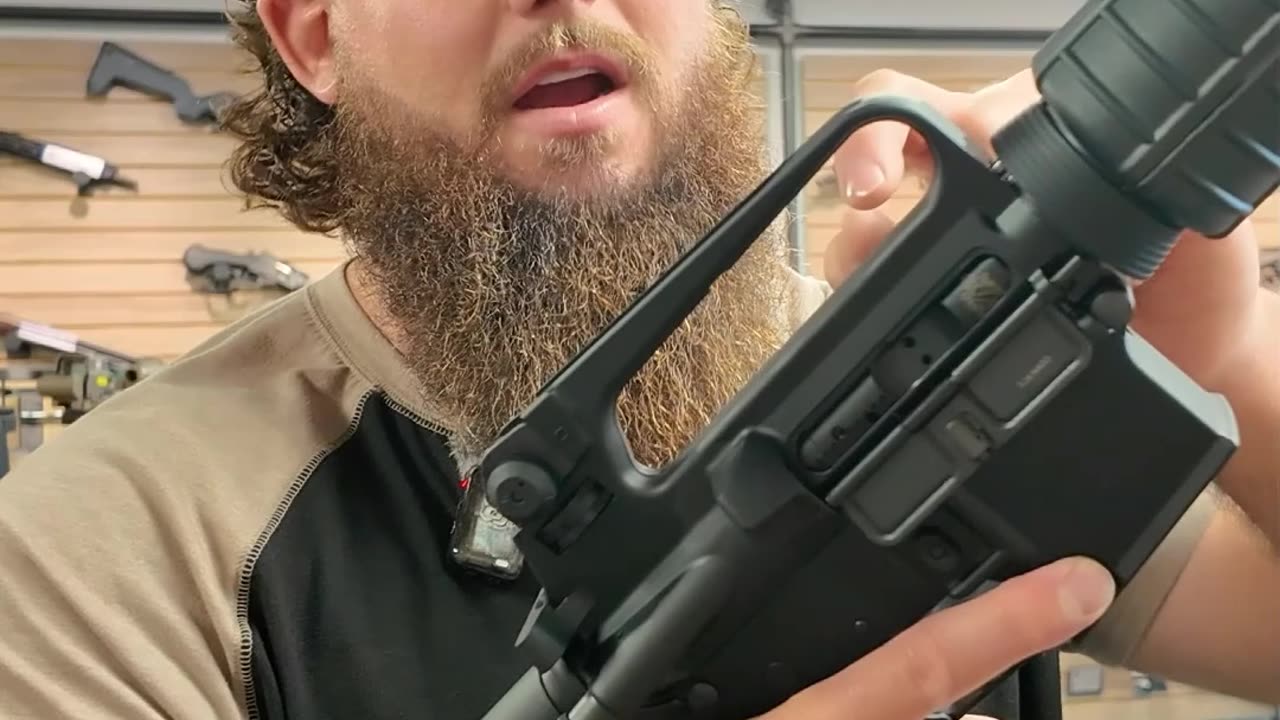 The PURPOSE of the AR CARRY HANDLE