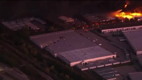 More footage following the UPS Airlines Flight 5X2976, a MD-11F long range cargo plane