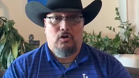 Riders and Drivers could not reach a live Person ever. #Uber #thetumbleweedx