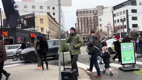 Street Evangelism @ Venezuela protest doom-town oregon