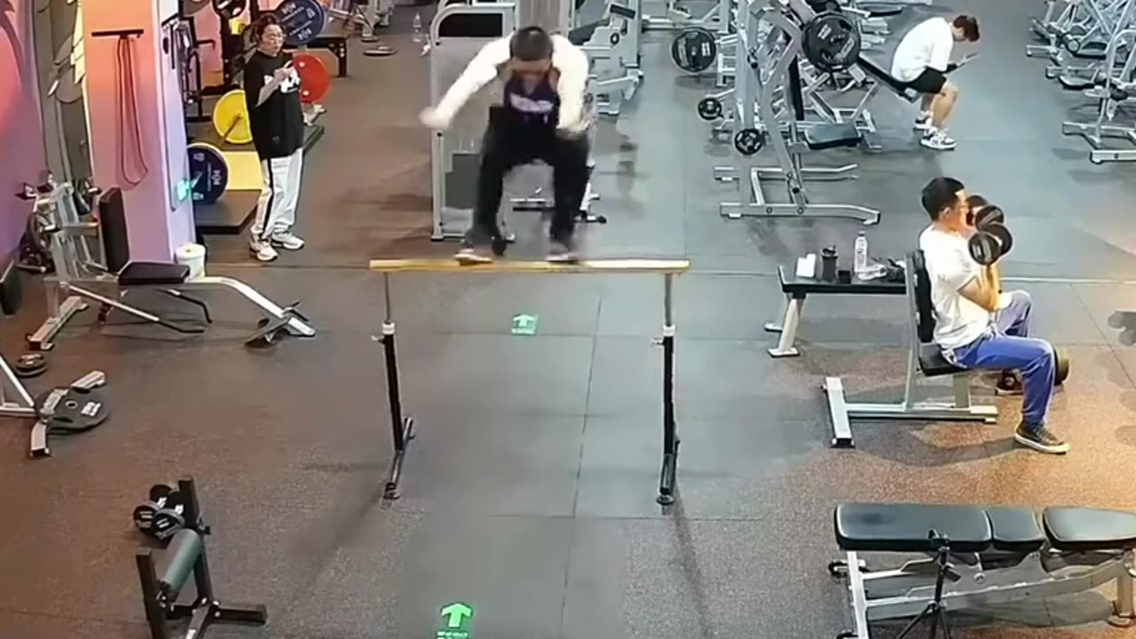 Funny video of people falling while doing the wrong eastern turn video skc.com 83