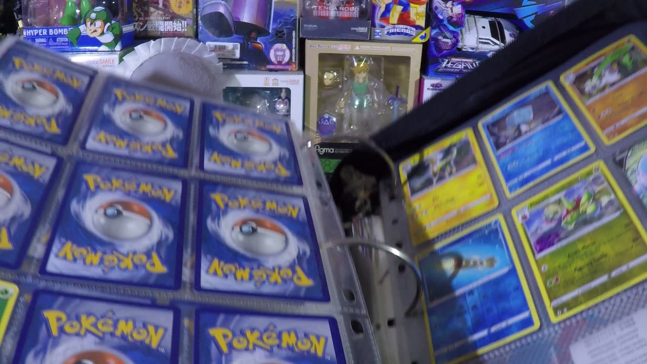 Pokemon Knock out Collection opening