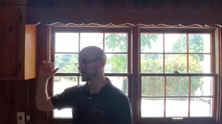Split-Level Surprise! Let’s Turn This Outdated Home Into Cash Flow! 💰