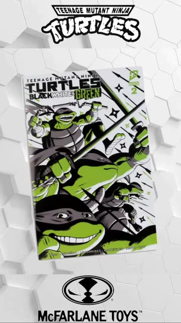 TMNT 5in Figure with Comic – Michelangelo (Black White & Green Variant) [McFarlane Toys]