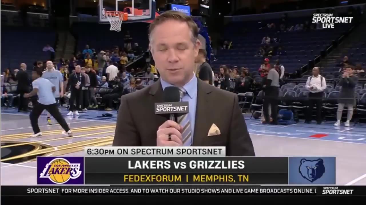 James Worthy on Lakers make huge change to starting lineup vs Grizzlies in Luka's return tonight