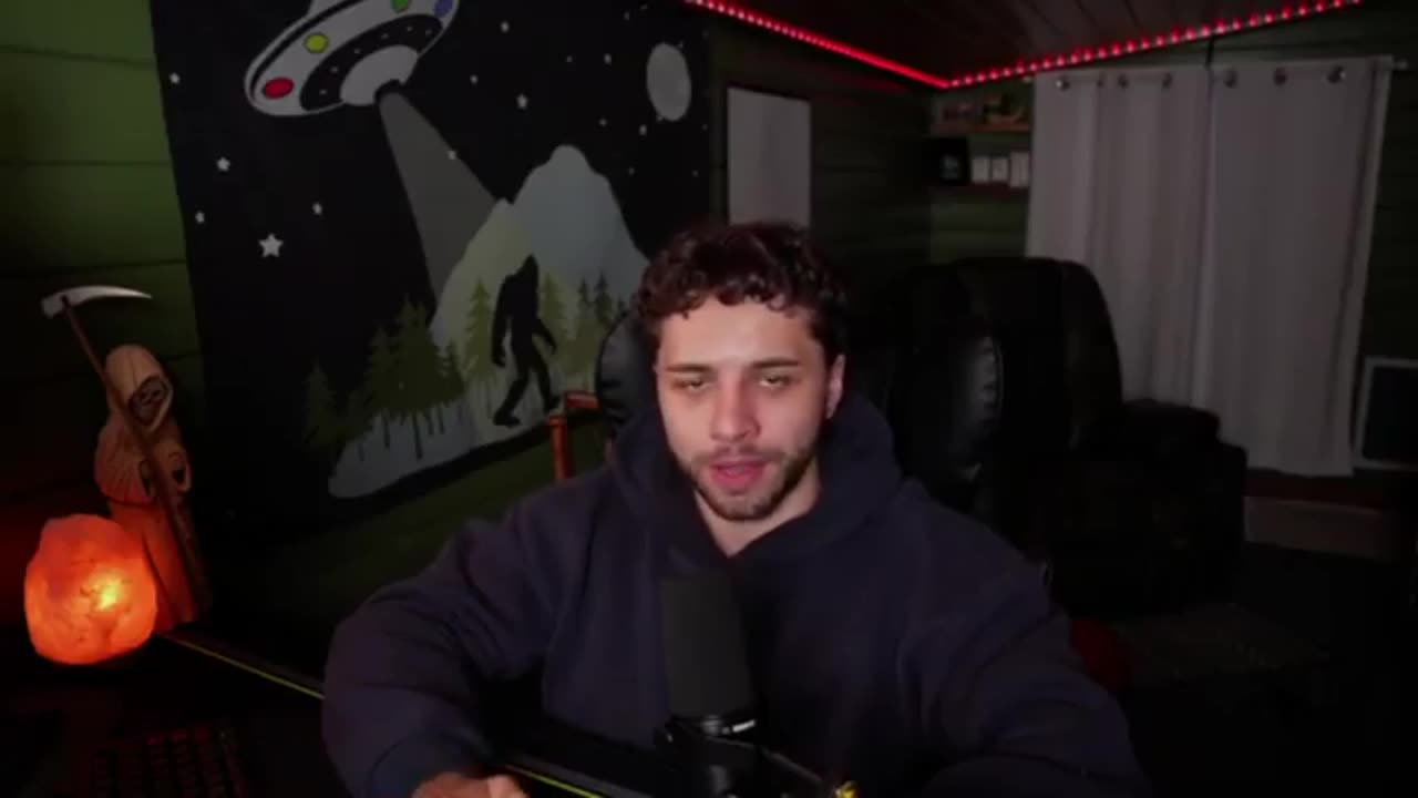 PIZZAGATE 🍕 THE INTERNETS DARKEST RABBIT HOLE