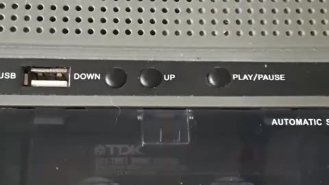 😨👻 Any Audio Pros Here That Can Decipher This Paranormal Recording? | TheHauntingHour