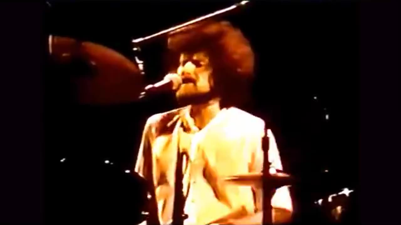 The Eagles - Desperado (Music Video).......