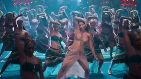 Poison Baby | Thamma | Malaika A x Ayush x Rashmika M 🔥 | Sachin–Jigar | Jasmine S | #shorts