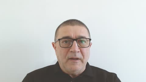 O nălucă bântuie prin România, nălucă suveranismului