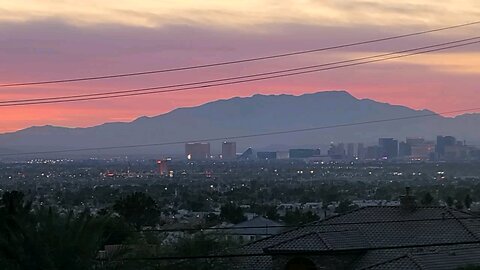 Did you see tonight's Las Vegas sunset? Check this out! 12.26.2024 #lasvegas #follow #weather