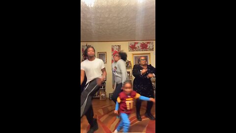 Chassedy Hamlin #scootchallenge something about the holy ghost #quartet 💃🏾🕺🏽👨🏾‍🎓