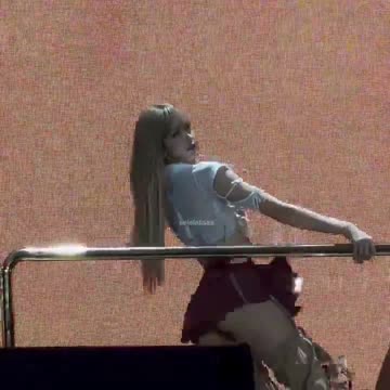 Blackpink lisa kpop 2025