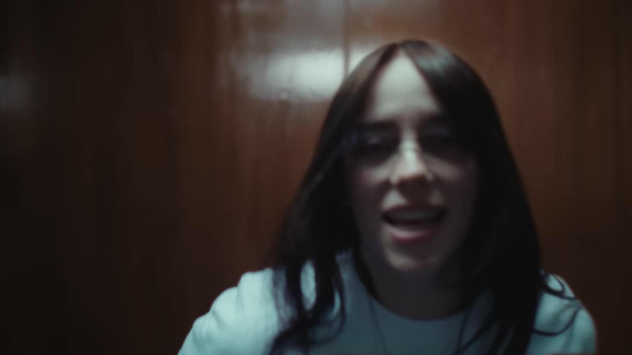 Billie Eilish BIRDS OF A FEATHER (OFficial Music Video)