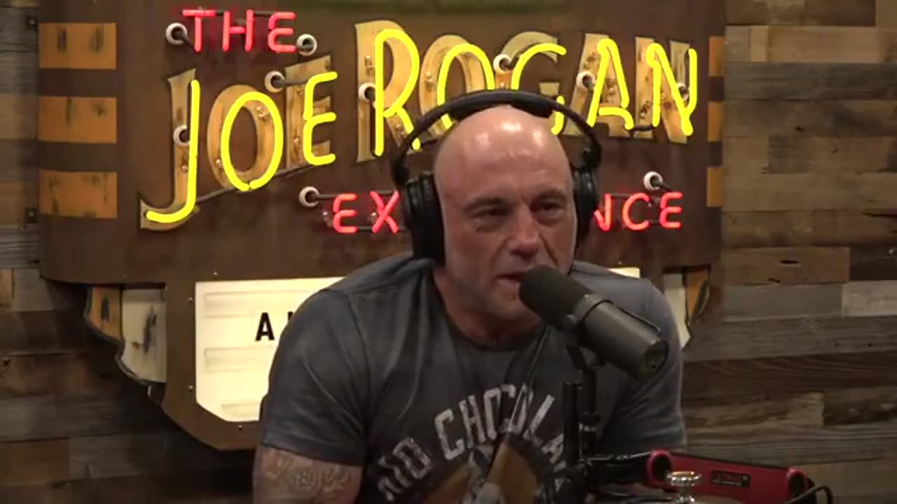 Joe Rogan Blasts Pregnant Women Filming Themselves Taking Tylenol Against Trump Admin Guidance