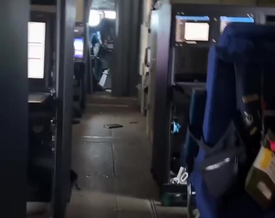 NOAA’s Hurricane Hunters hit severe turbulence while flying into Melissa today.