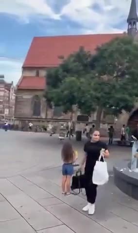 In Germany - migrant gangs have knife fight in street