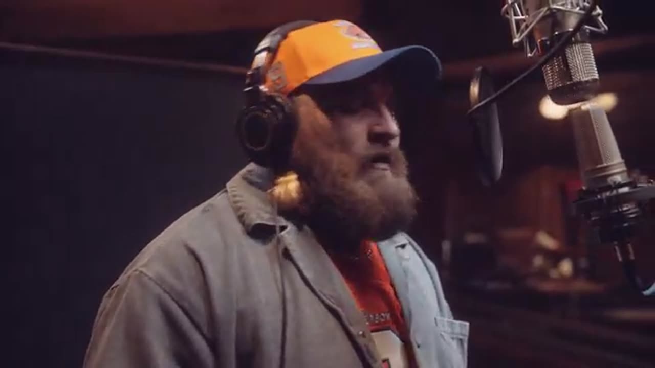 Teddy Swims - Lose Control (The Village Sessions)