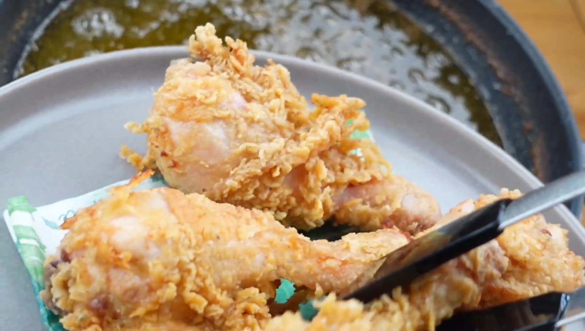 Recipes of the world - Crispy Fried Chicken KFC Style By Recipes Of The World