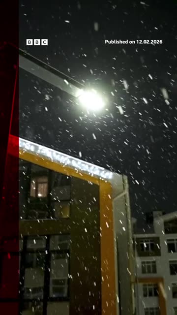 Hasn't snowed in London for 5 years 😢