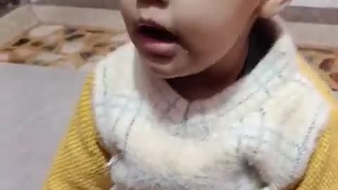 A small child says, there were big monkeys, I tore my clothes