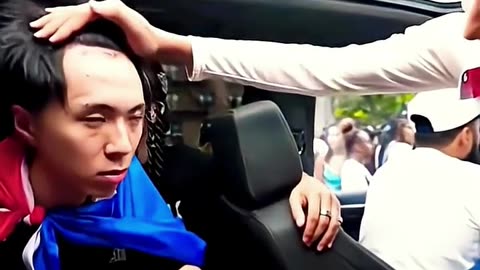 Ray’s Forehead Leaves Tota in Shock