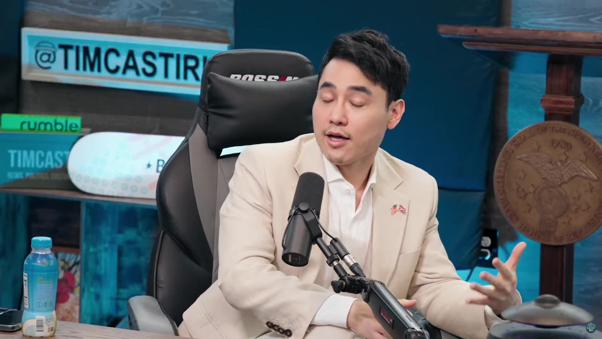 The Anarchist-Communists in Antifa Are Trying to Overthrow the US Government and Destroy Borders