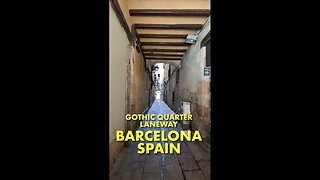 Exploring Barcelona Spain: Gothic Quarter Laneway 🇪🇸