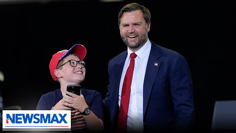 JD Vance makes kid's day with selfie 