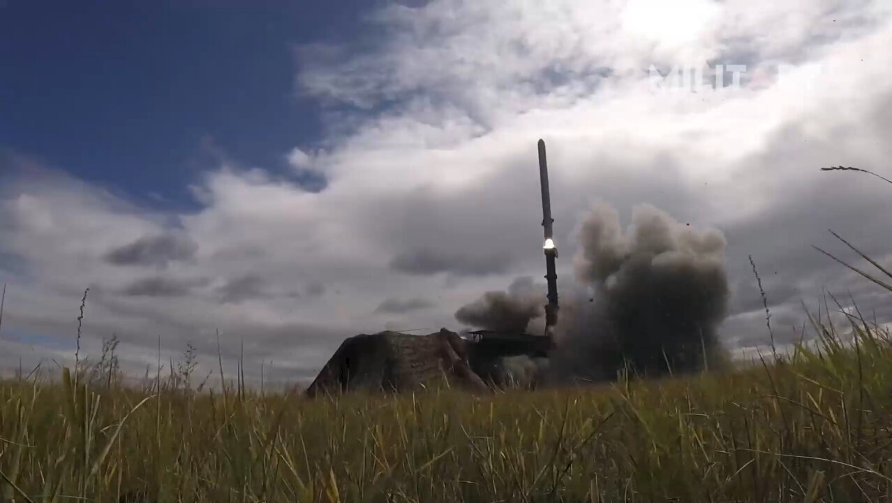 Iskander-M Tracks Down and Erases HIMARS in Chuguev — $5 Million System Destroyed in One Strike!