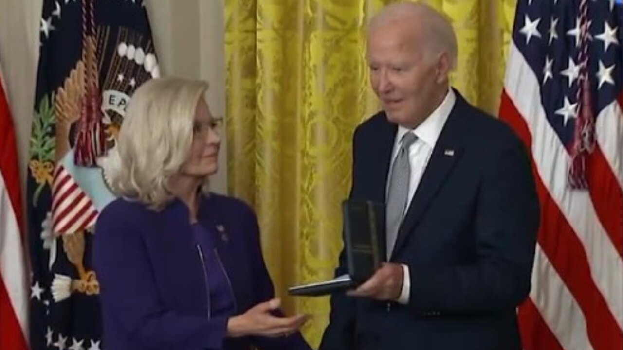 Liz Cheney Awarded Presidential Citizens Medal for 'Putting American People Over Party'