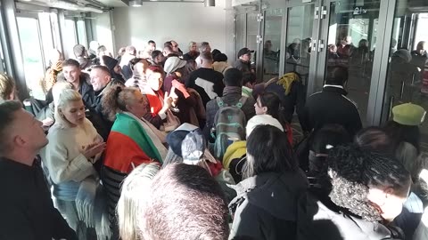 Worship and praise erupted as saints checked in for the first session of the Lion's Roar for Poland