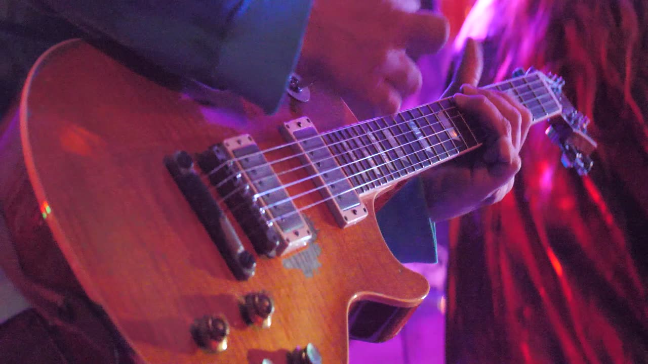 Josh Martin Solo 001 Jimmy Juke Box Fall 2023 with Greeny