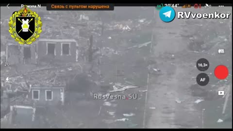 Our fighter won the 1 vs 4 clutch against the grunts