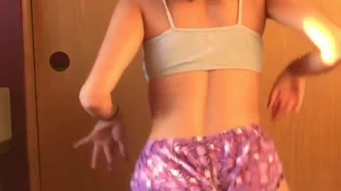 ON ASS TWERK.