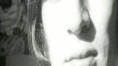 Troggs - Love Is All Around = 1968