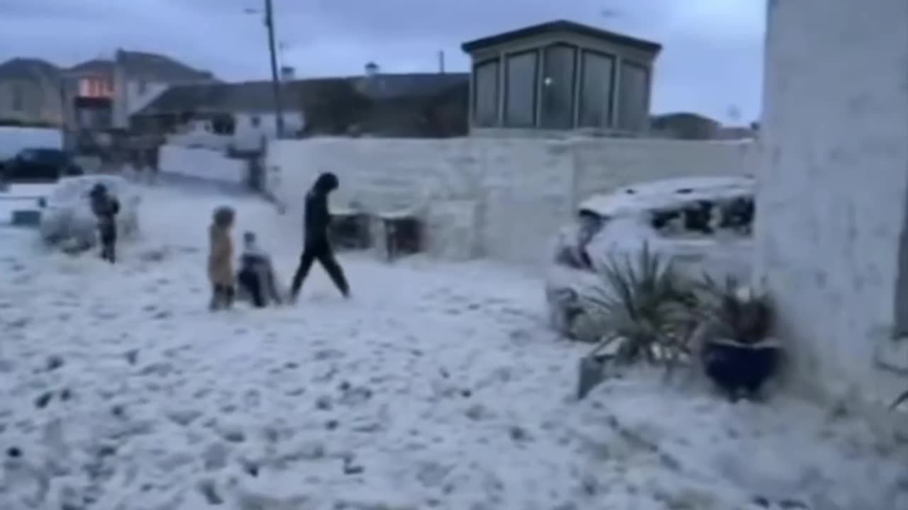 «Пенная вечеринка» в ирландской деревне: